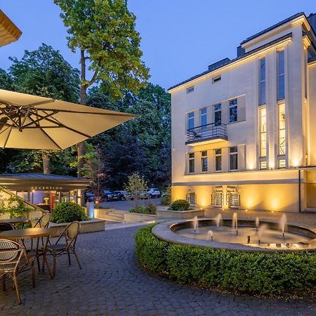 Lion'S Castle Hotel Lviv Exterior foto