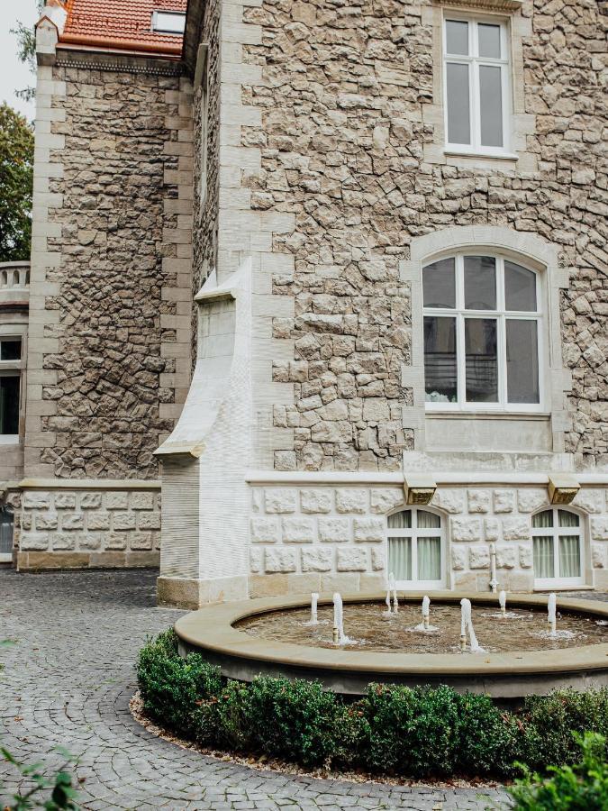 Lion'S Castle Hotel Lviv Exterior foto