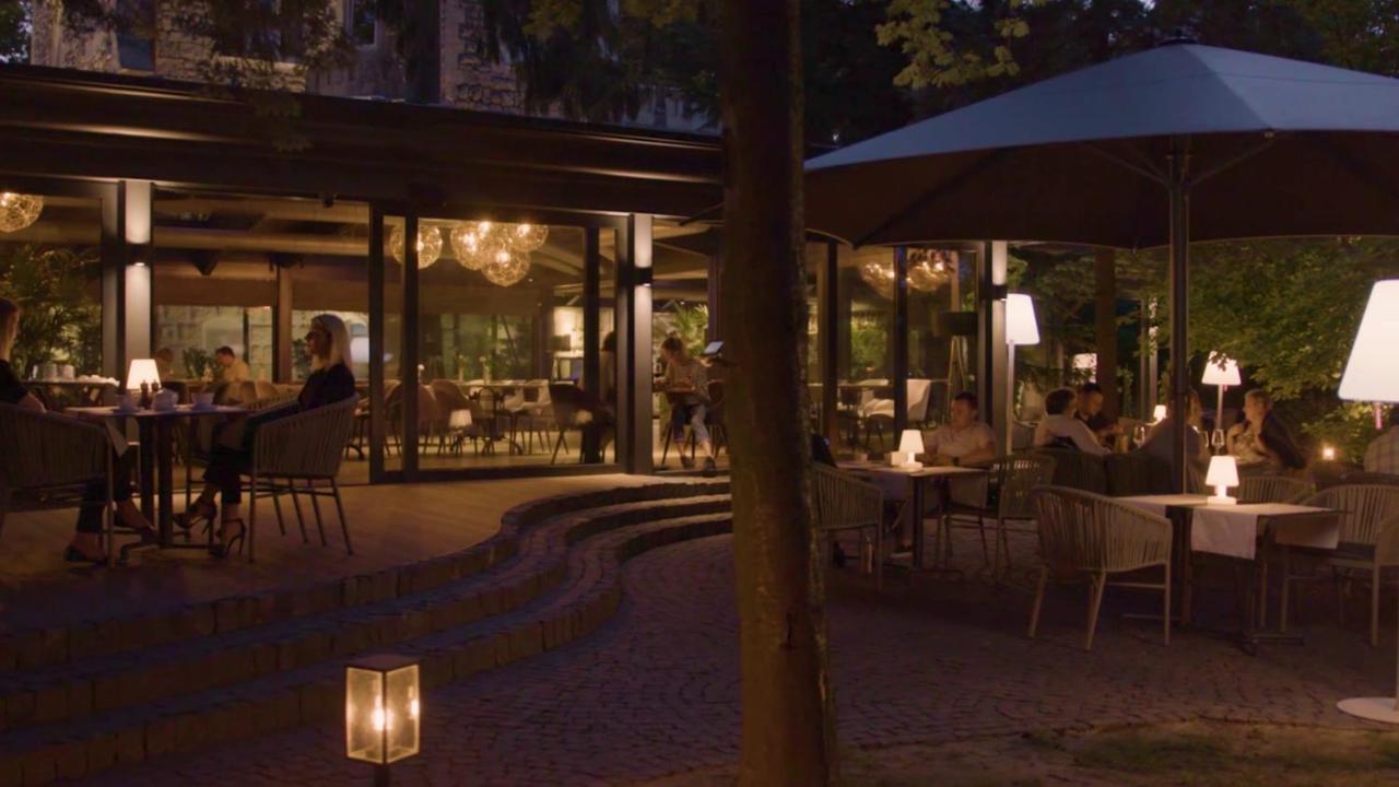 Lion'S Castle Hotel Lviv Exterior foto