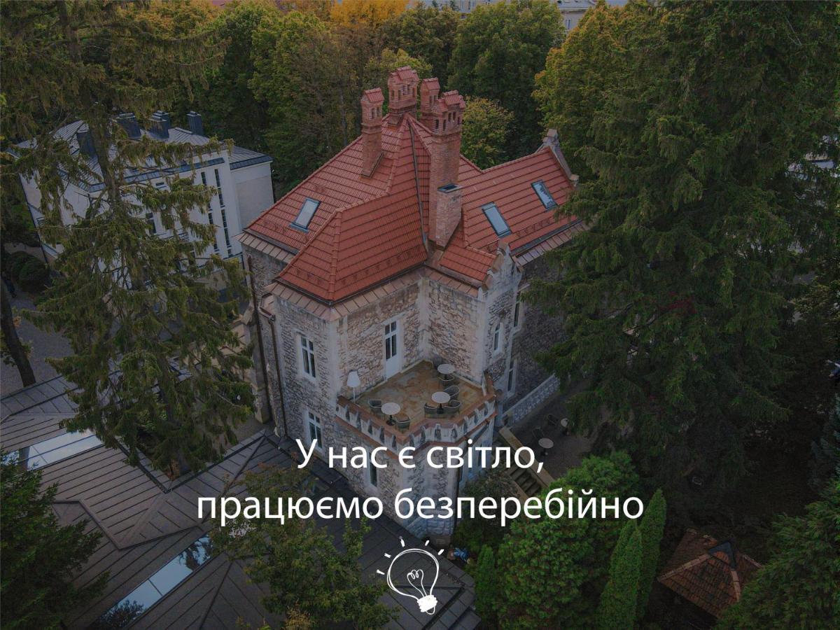 Lion'S Castle Hotel Lviv Exterior foto